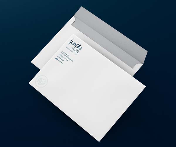 Création d'enveloppes personnalisées pour entreprise imprimeur à Nantes