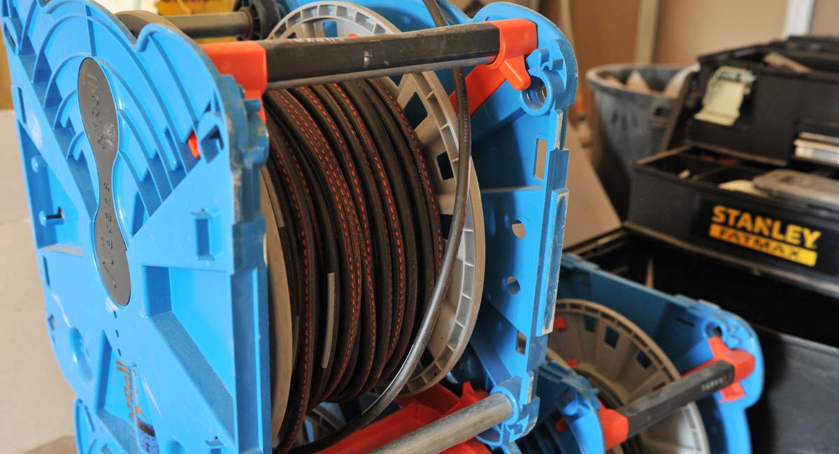 Artisan électricien de l'entreprise IDtecte en Loire-Atlantique