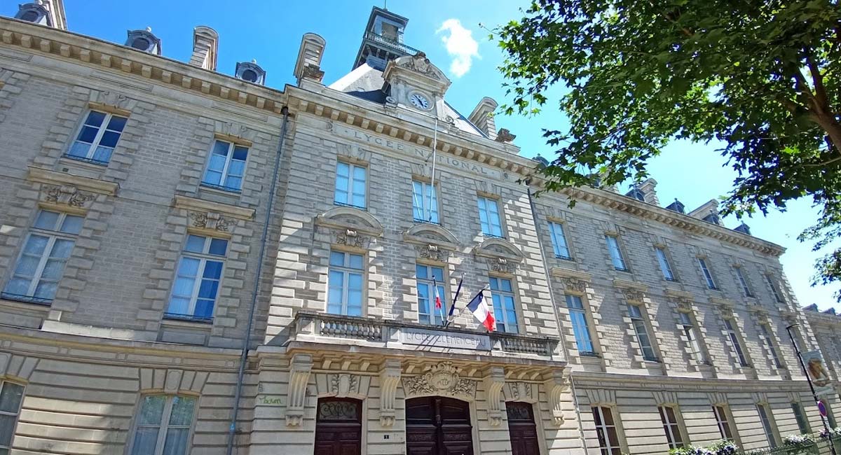 Façade du Lycée Clemenceau à Nantes