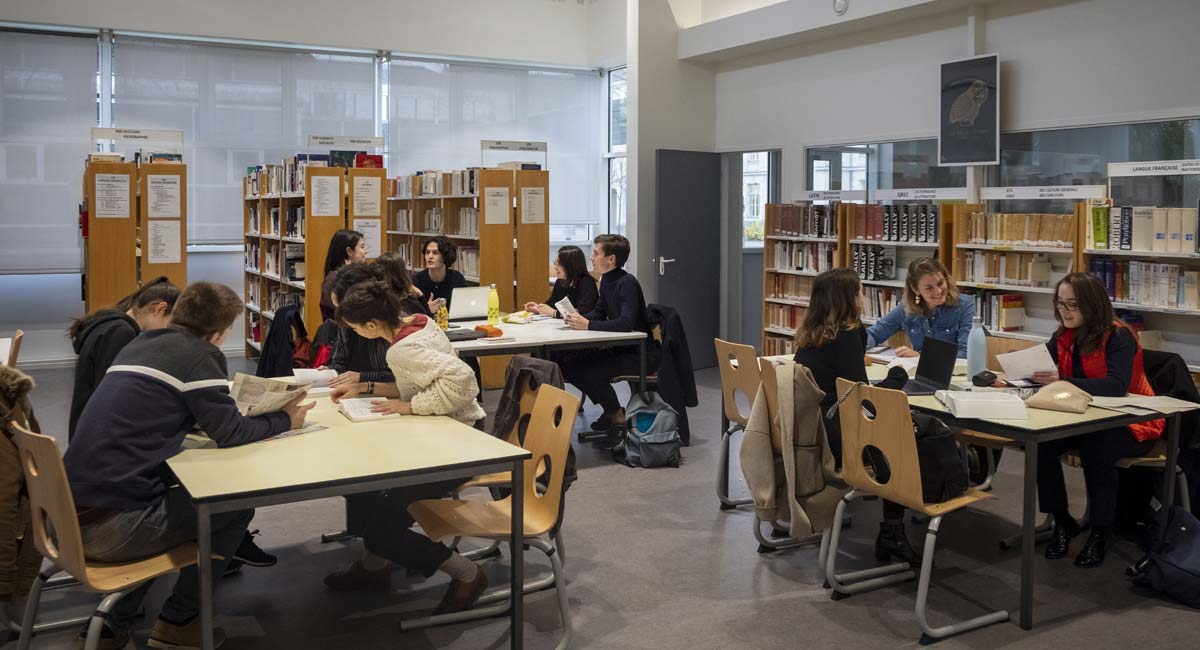 Support de communication institutionnelle du Lycée Clemenceau